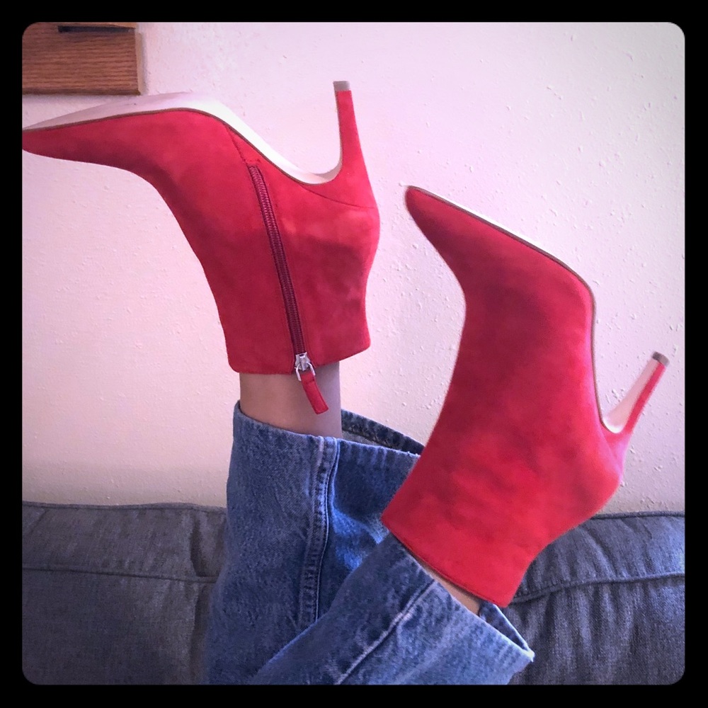 Trendy red booties
